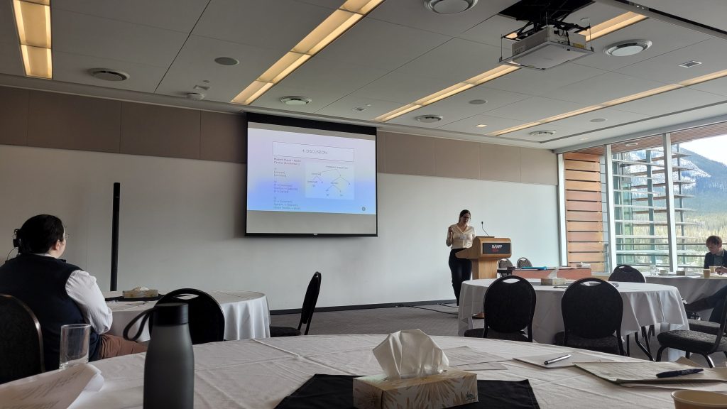 Linguistics PhD student Charlotte Vanhecke presenting research at the conference